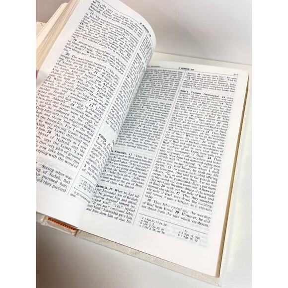 Vtg 1976 Holy Bible Memorial Edition New American Leather Illustrated White Gold - Picture 4 of 11